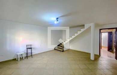 Imagem: A casa possui 3 Dormitórios, 2 Banheiros, 127m² de Área e