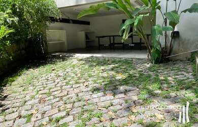 Imagem 15: Charmosa casa na natureza