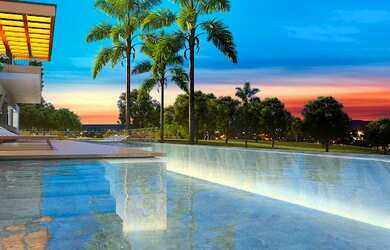 Imagem: O terreno possui 360m² de Área, Imóvel novo e está localizado