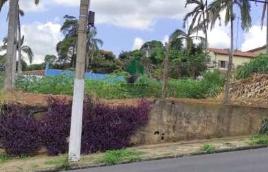 Imagem: O terreno possui 800m² de Área e está localizado em Vila