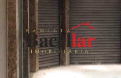 Imagem: O depósito possui 320m² de Área e está localizado em Centro