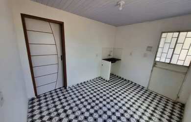 Imagem: O quarto possui Imóvel novo e está localizado em Novo Aleixo