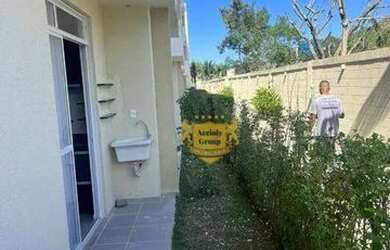 Imagem: O apartamento possui 1 Dormitório, 1 Banheiro, 1 Vaga na garagem