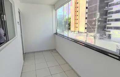 Imagem: O apartamento possui 1 Dormitório, 1 Banheiro, 50m² de Área