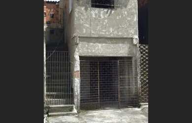 Imagem: A casa possui 2 Dormitórios, 2 Banheiros, 1 Vaga na garagem