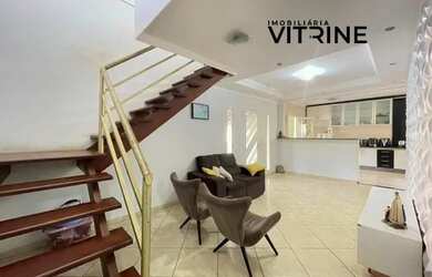 Imagem: A casa possui 4 Dormitórios, 3 Banheiros, 4 Vagas na garagem