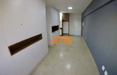 Imagem: O apartamento possui 1 Dormitório, 1 Banheiro, 1 Vaga na garagem