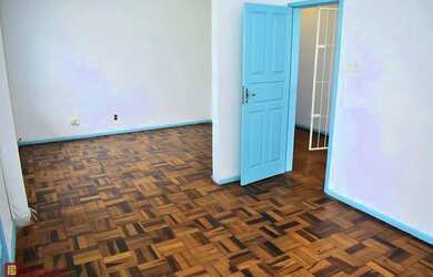 Imagem: A casa possui 3 Dormitórios, 3 Banheiros, 150m² de Área e