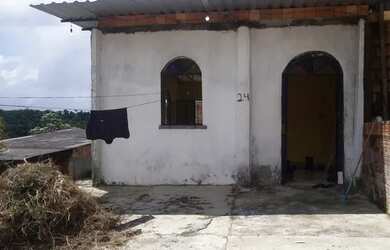 Imagem: A casa possui 1 Dormitório, 1 Banheiro, 264m² de Área e