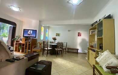 Imagem: O apartamento possui 2 Dormitórios, 2 Banheiros, 105m² de