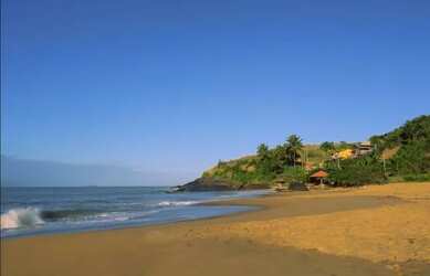 Imagem 12: Terrenos à beira-mar em Iriri - ES