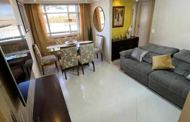 Imagem: O apartamento possui 3 Dormitórios, 1 Banheiro, 1 Vaga na garagem