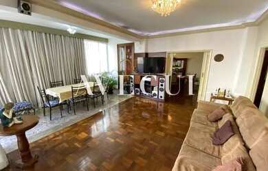 Imagem: O apartamento possui 4 Dormitórios, 5 Banheiros, 1 Vaga na