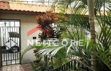 Imagem: A casa possui 3 Dormitórios, 4 Banheiros, 4 Vagas na garagem