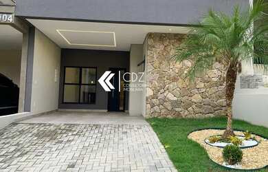 Imagem: A casa em condomínio à venda possui 3 Dormitórios, 2 Banheiros