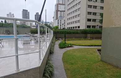 Imagem: O apartamento possui 1 Dormitório, 1 Banheiro, 1 Vaga na garagem