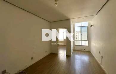 Imagem: O apartamento possui 2 Dormitórios, 2 Banheiros, 79m² de Área
