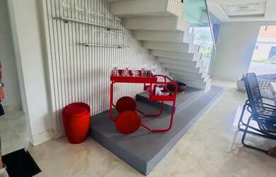 Imagem: O apartamento possui 4 Dormitórios, 5 Banheiros, 3 Vagas na