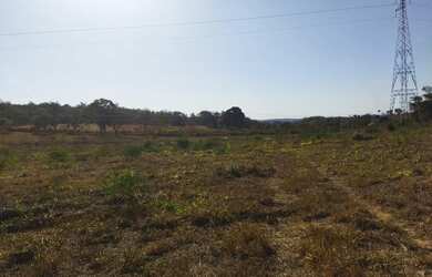 Imagem: O terreno possui 20.000m² de Área e está localizado em Matozinhos