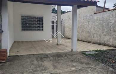 Imagem 3: Casa com 02 dormitórios e quintal amplo