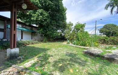 Imagem: O terreno possui 1.600m² de Área e está localizado em Aleixo