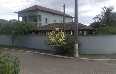 Imagem: A casa em condomínio possui 5 Dormitórios, 5 Banheiros, 3