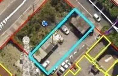 Imagem: O terreno possui 540m² de Área e está localizado em Bosque