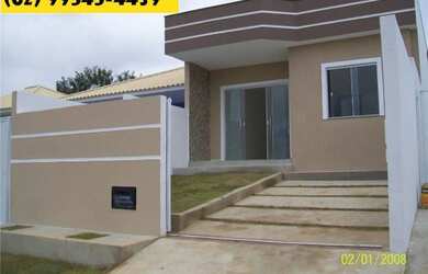 Imagem: A casa possui 2 Dormitórios, 1 Banheiro, 2 Vagas na garagem