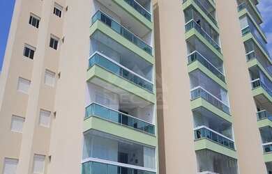 Imagem: O apartamento possui 3 Dormitórios, 3 Banheiros, 2 Vagas na