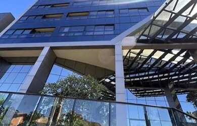 Imagem: O apartamento possui 1 Dormitório, 1 Banheiro, 1 Vaga na garagem