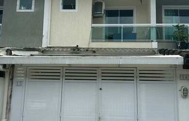 Imagem: O apartamento possui 2 Dormitórios, 2 Banheiros e 1 Vaga na