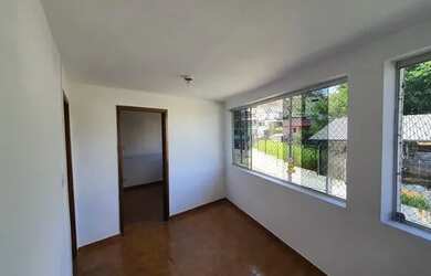 Imagem: A casa possui 3 Dormitórios, 1 Banheiro e 96m² de Área e