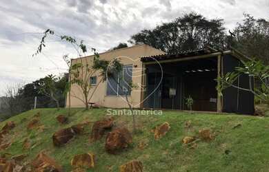 Imagem: A casa em condomínio possui 2 Dormitórios, 1 Banheiro, 90m²