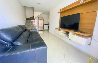 Imagem: A casa em condomínio possui 2 Dormitórios, 3 Banheiros, 1