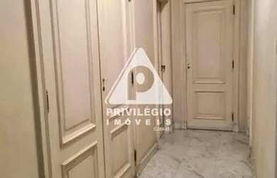 Imagem 9: Excelente apartamento de 4 quartos, 1 suíte, 2 banheiros, 1 vaga, andar...