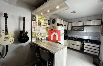 Imagem: A casa possui 2 Dormitórios, 1 Banheiro, 2 Vagas na garagem