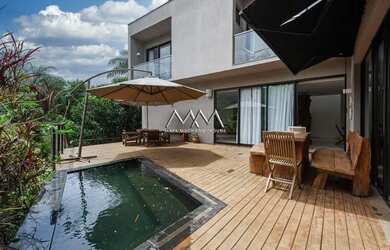 Imagem: A casa em condomínio possui 3 Dormitórios, 5 Banheiros, 4