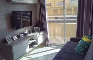 Imagem: O apartamento possui 2 Dormitórios, 1 Banheiro, 1 Vaga na garagem