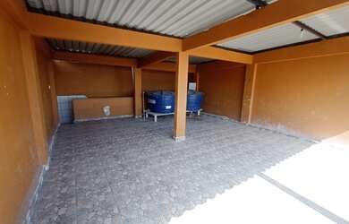 Imagem: A casa possui 2 Dormitórios, 1 Banheiro, 65m² de Área e