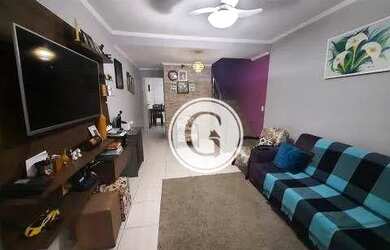 Imagem: A casa possui 2 Dormitórios, 2 Banheiros, 2 Vagas na garagem