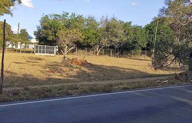 Imagem: O terreno possui 20.000m² de Área e está localizado em Park