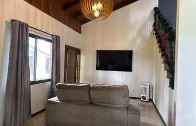 Imagem 13: 2 casas, em Ponta grossa. Piscina, Churrasqueira, Ar-condicionadoeImóvel...