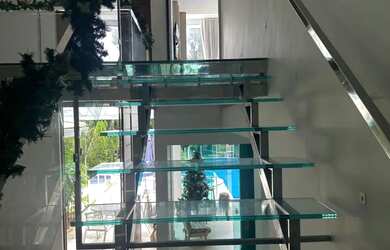 Imagem 8: Imóvel para aluguel e venda tem 961 metros quadrados com 4 quartos