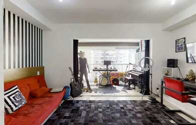 Imagem: O apartamento possui 1 Dormitório, 1 Banheiro, 1 Vaga na garagem