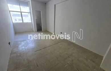 Imagem: O depósito possui 28m² de Área e está localizado em Centro