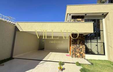 Imagem: A casa possui 3 Dormitórios, 3 Banheiros, 5 Vagas na garagem