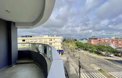 Imagem: O apartamento possui 3 Dormitórios, 2 Banheiros, 1 Vaga na