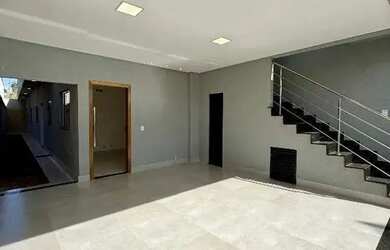 Imagem 3: Sobrado com 3 suítes Alto Padrão no Village Garavelo Aparecida de Goiânia