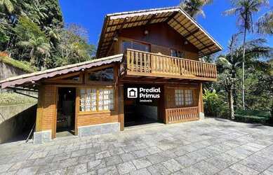 Imagem: A casa em condomínio possui 5 Dormitórios, 4 Banheiros, 5