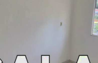 Imagem: A casa possui 1 Dormitório, 1 Banheiro e está localizado